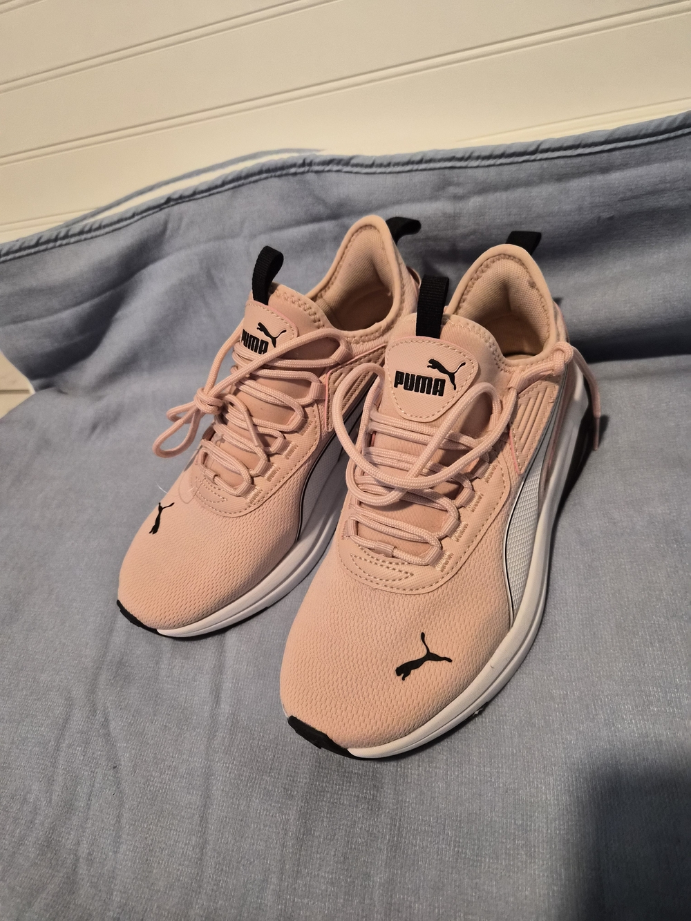 PUMA Women’s Pink Running Sneakers